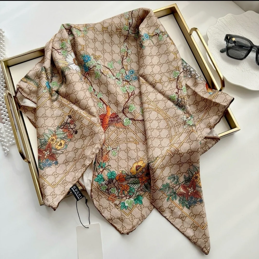 Floral Patterned Brown Scarf - Picture 7 of 13